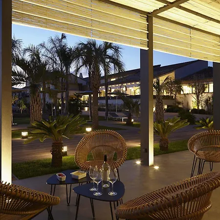 Mas Lazuli Hotel 4*