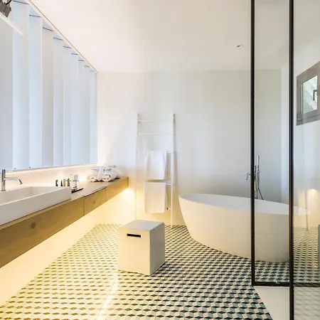 Mas Lazuli Hotel 4*